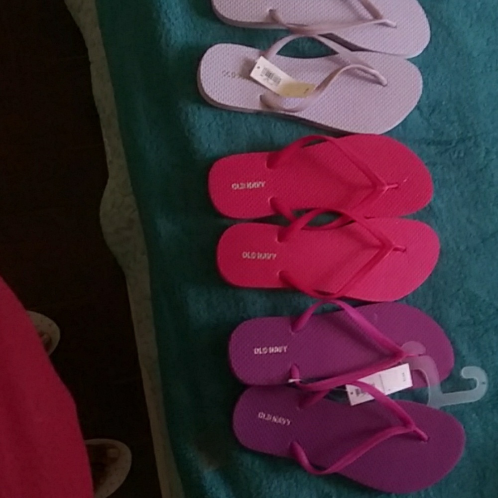 3 Pairs of Old Navy Flip Flops